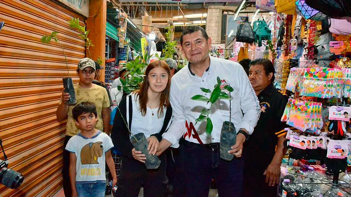 Alejandro Armenta Arboles Frutales Sembremos Esperanza