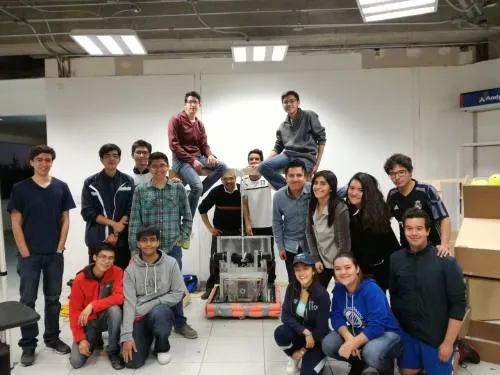 Estudiantes representarán a Puebla en el Mundial de Robótica