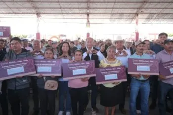Gobierno de Puebla entrega 5 mdp a productores afectados por las lluvias de octubre