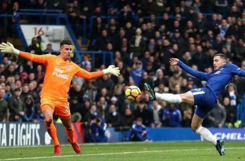 Hazard se luce en la victoria del Chelsea
