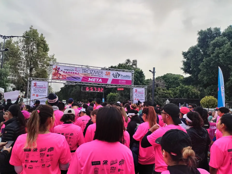 Con éxito se lleva a cabo la Segunda Carrera Trozmer para la prevención del cáncer de mama