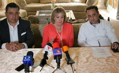 Hacen “un show” con cenizas de Juanga