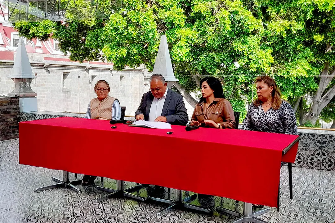 Colegio Carabez Padres De Familia