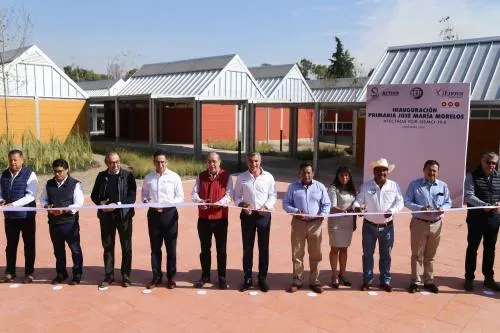 Tony Gali entrega infraestructura educativa en Santa Isabel Cholula