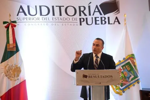 ASE rinde informe de actividades en lo oscurito