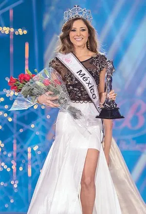 Josselyn Garciglia ya está en EU para Miss Universo