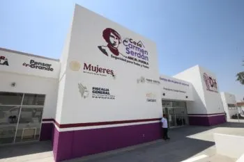 Casas de resguardo y atención, eje del combate a la violencia de género en Puebla: Armenta