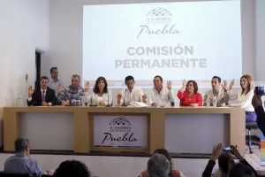 Detención de brigadistas en Tecamachalco enfrenta a diputados en Congreso
