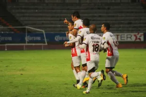 Lobos BUAP se despide de casa con un triunfo