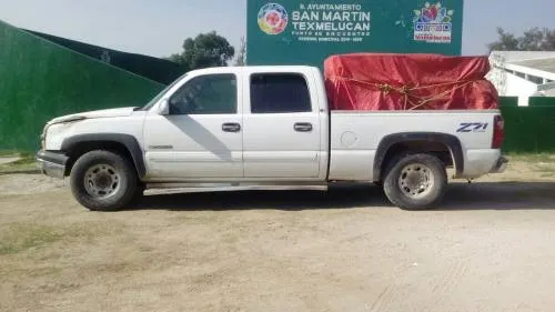 Ejército decomisó 16 mil litros de diésel y recuperó 10 camionetas en San Martín Texmelucan