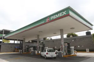 Reformarán reglamento de permisos para gasolineras‏