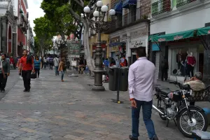 Poblanos avalan el retiro de ambulantes del Centro Histórico