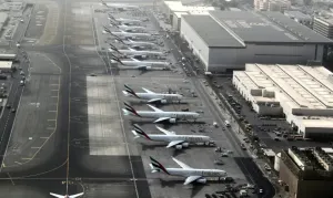 Dubái cierra aeropuerto tras accidente sin víctimas de un avión Emirates
