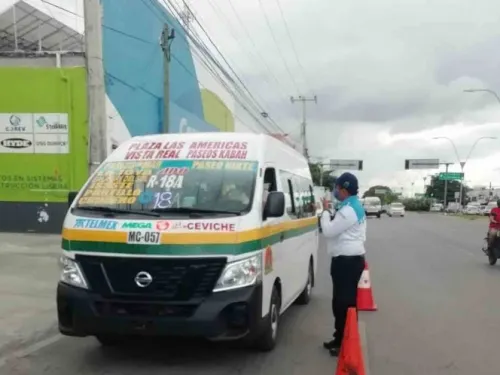 Curva no se aplana en Q. Roo; destinos turísticos ya reabrieron