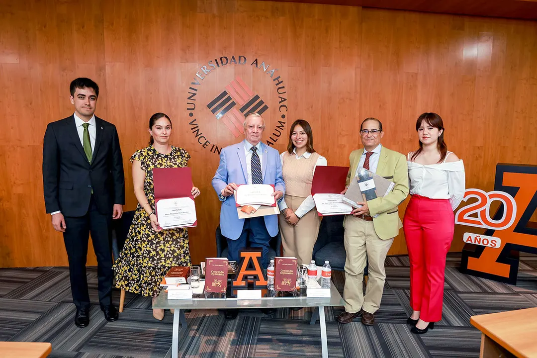 Luis Garcia Y Erdmann Universidad Anahuac
