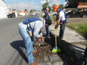 OOSL ha retirado 10 toneladas de basura de alcantarillas
