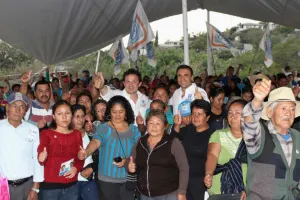 Trauwitz y Cabalán se reúnen con habitantes de Santo Tomás Chautla