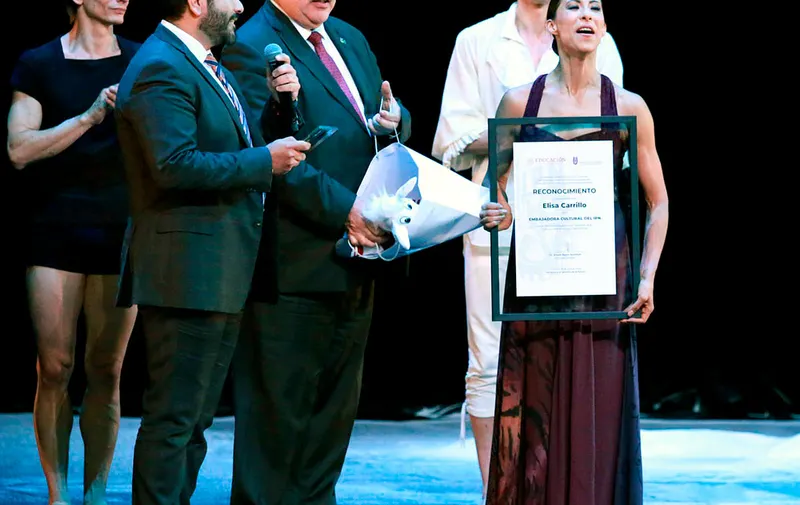 elisa-carrillo-reconocimiento-ipn
