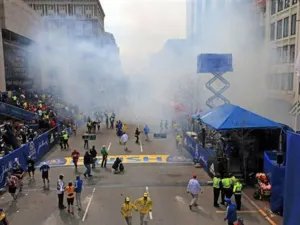 Obama ordena apoyo inmediato tras explosiones en Boston