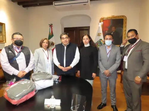 Sindicato se reúne con gobernador de Puebla para revisión salarial