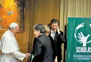 Firma Vaticano convenio con Google, el Barça y Grupo Milenio