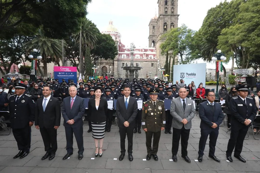 GRADUACION POLICIAS