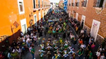 Ariadna Ayala convoca al Desfile de Primavera 2026 en Atlixco