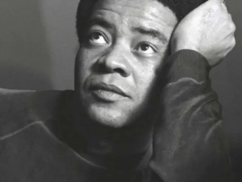 Justin Bieber y Michael Bublé homenajean a Bill Withers