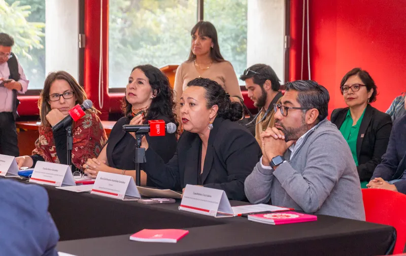Ibero Puebla se reúne con diputados locales en "Diálogos Académicos"