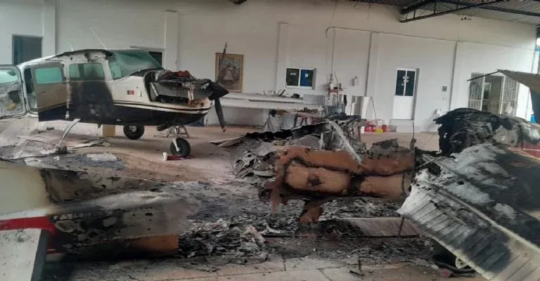 Ataque Aerodromo La Parota