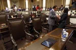 Suspende Congreso elección de magistrado del TSJ por falta de consenso