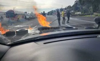 Levantan bloqueo en Río Frío por joven desaparecida; la hallaron golpeada