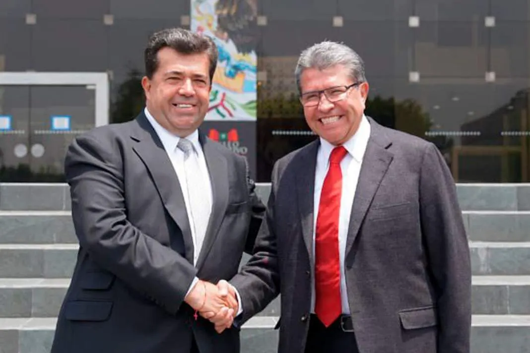 El extraño contubernio de Monreal y Pedro Haces, con repercusiones en Puebla