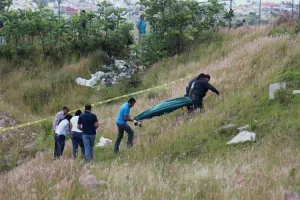 Emite juzgado orden por homicidio contra asesino preso de maestra