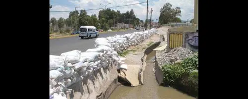 Clausura Profepa construcción de puente vehicular y peatonal sobre el río Zapatero