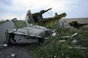 Rebeldes prorrusos niegan derribo de avión de Malaysia Airlines