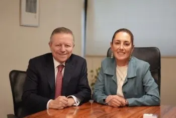 Zaldívar y Sheinbaum se reúnen; acuerdan trabajar juntos para la transformación del país