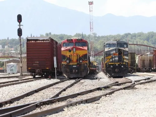 Analizan conectar ferrocarril con Suburbano para llegar a Santa Lucía