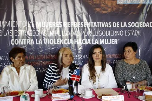 Avalan mujeres de diferentes sectores estrategia de Gobierno para erradicar la violencia