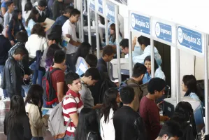 Universitarios comienzan proceso de inscripción en la BUAP