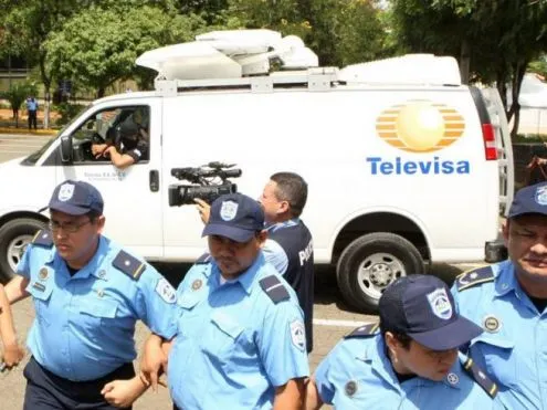 Investigan a funcionarios por camionetas de Televisa detenidas en Nicaragua