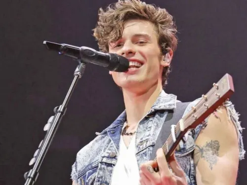 Shawn Mendes se luce en show en el Palacio de los Deportes