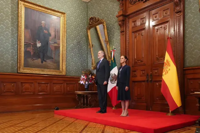 Claudia Sheinbaum recibe al Rey Felipe VI en Palacio Nacional durante visita oficial