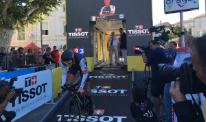 Determina Tour de Francia continuar con pruebas a pesar de luto nacional