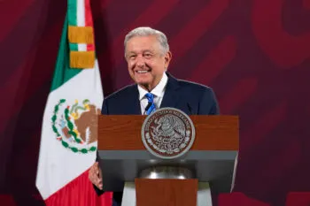 López Obrador reta a la oposición a crear un solo frente de cara a las elecciones de 2024