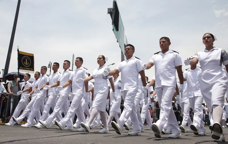 desfile-del-5-de-mayo-contingentes