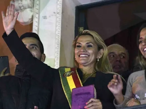 Bolivia quiere mantener amistad con México y España: Jeanine Áñez