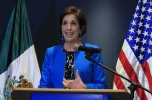 Embajadora Jacobson promete avance amplio en relaciones EUA-México