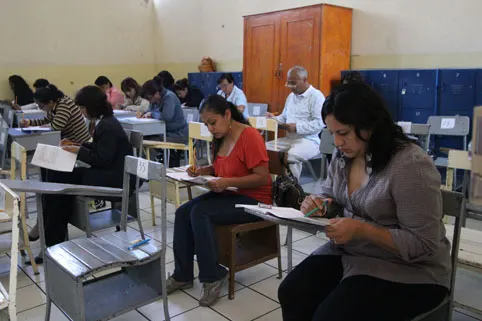 Casi 4 mil maestros participaron en la Evaluación Universal