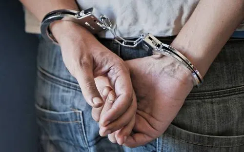 Policías estatales aseguraron a 15 personas por faltas a la ley